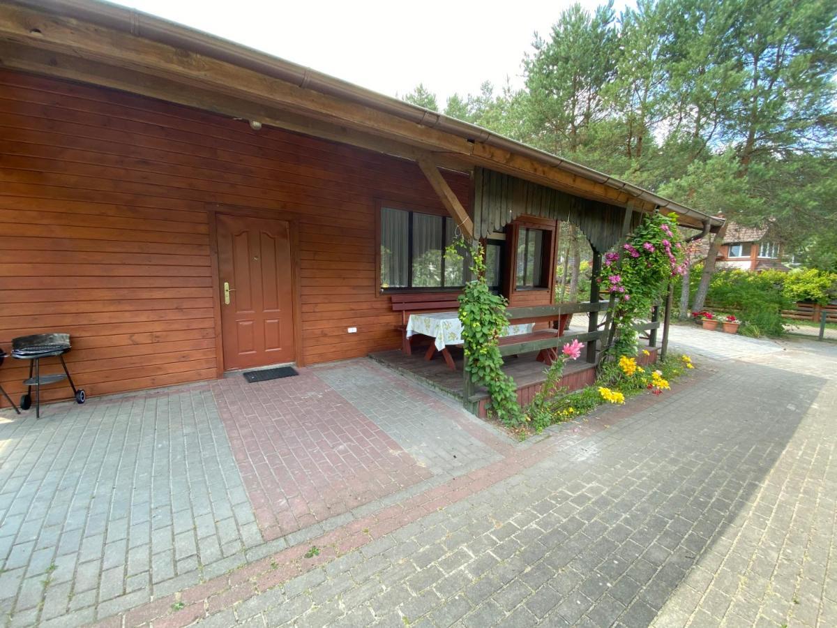 Domek Letniskowy Nad Jeziorem Wiejskim Lakie Exterior foto