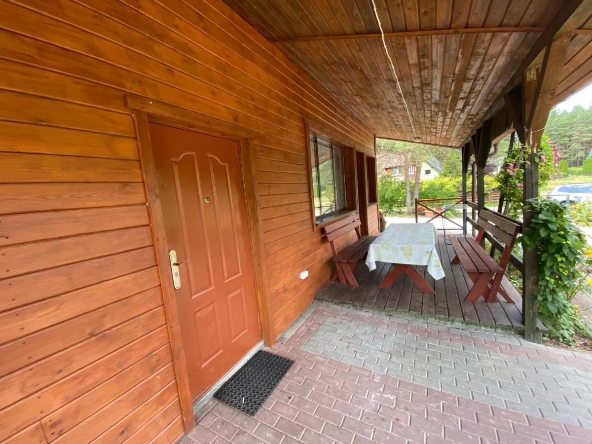Domek Letniskowy Nad Jeziorem Wiejskim Lakie Exterior foto